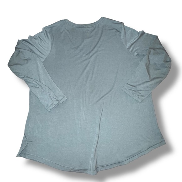 ATHLETA Essential V-Neck Long-Sleeve Top - Minimalistic Grey 1X - Picture 12 of 14